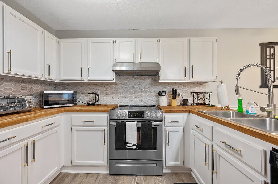 Furnished Finder property 620234_1 photo 11