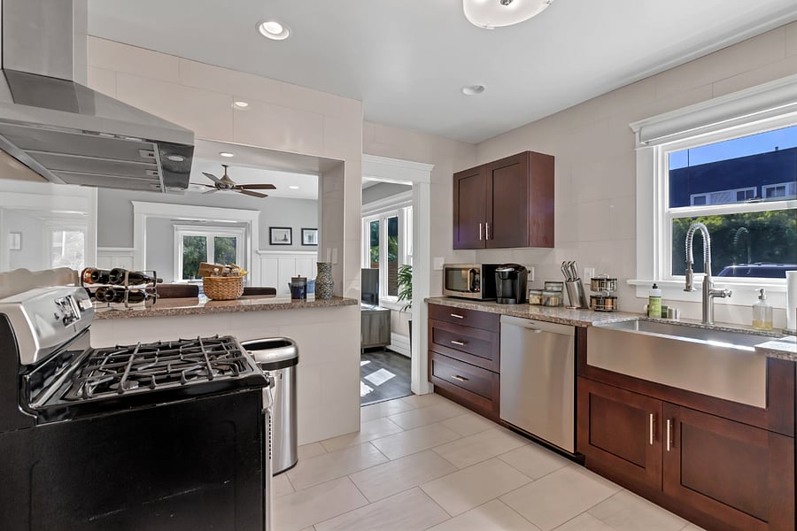 Furnished Finder property 620319_1 photo 17