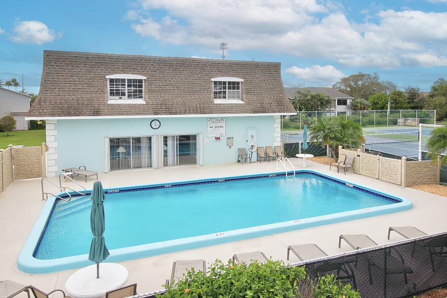 Furnished Finder property 620332_1 photo 32