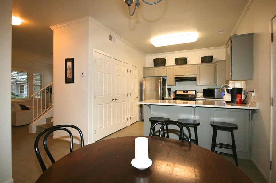 Furnished Finder property 620343_1 photo 8