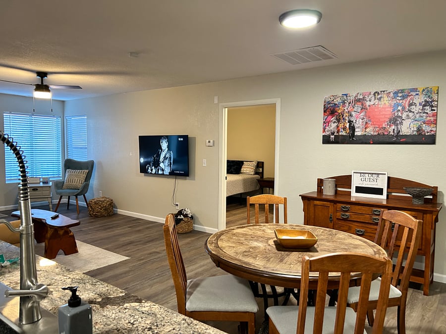 Furnished Finder property 620351_1 photo 4