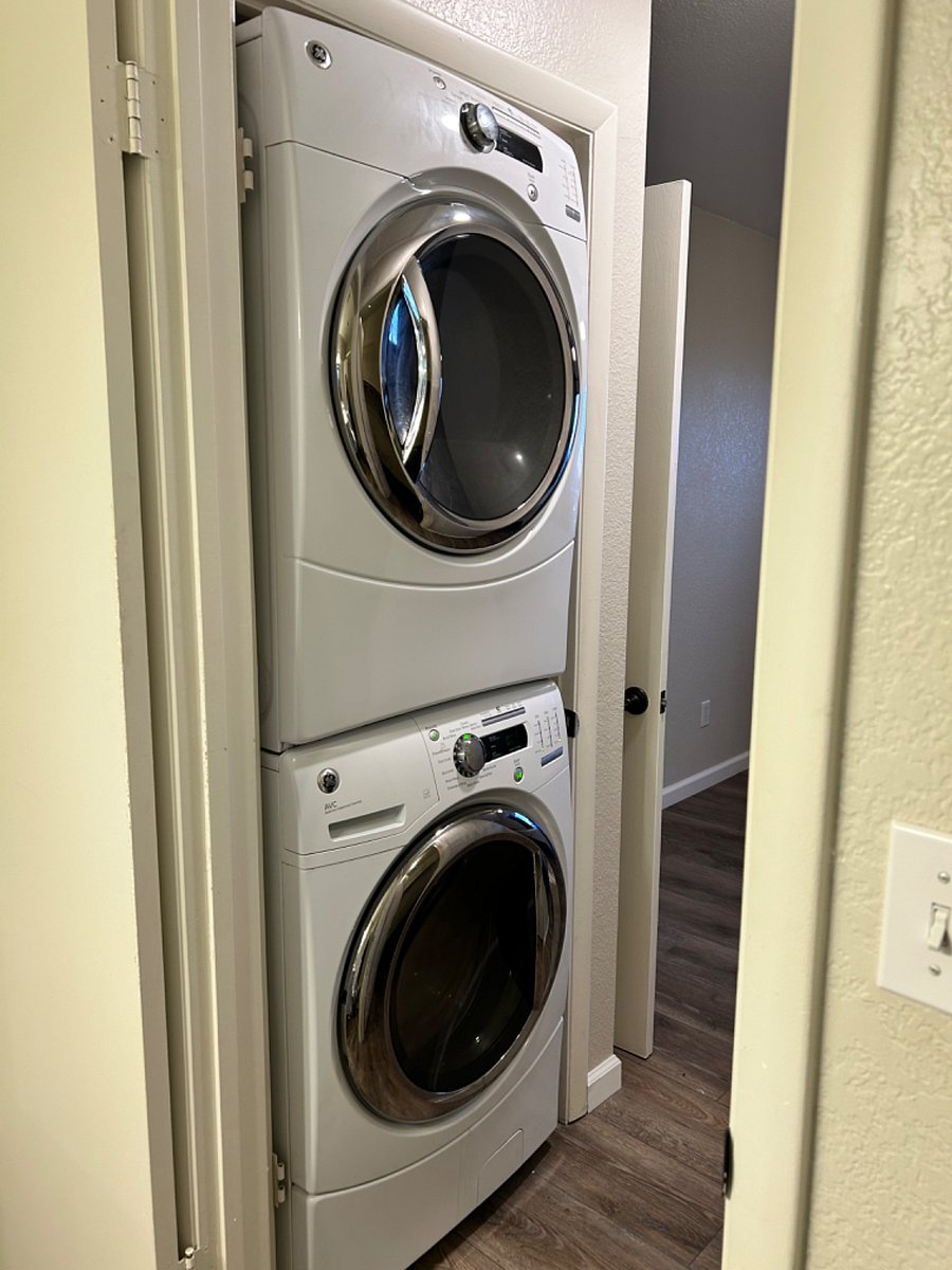Furnished Finder property 620351_1 photo 9