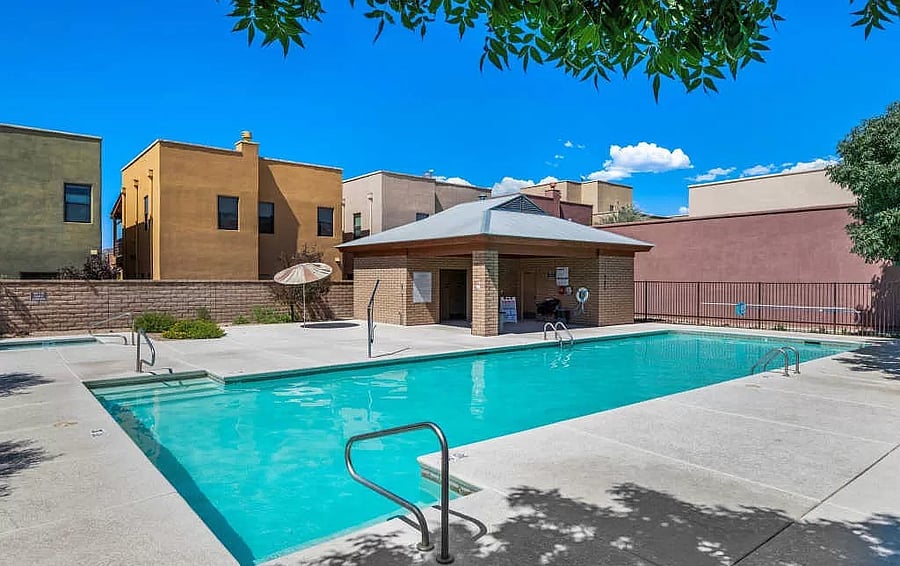 Furnished Finder property 620355_1 photo 24