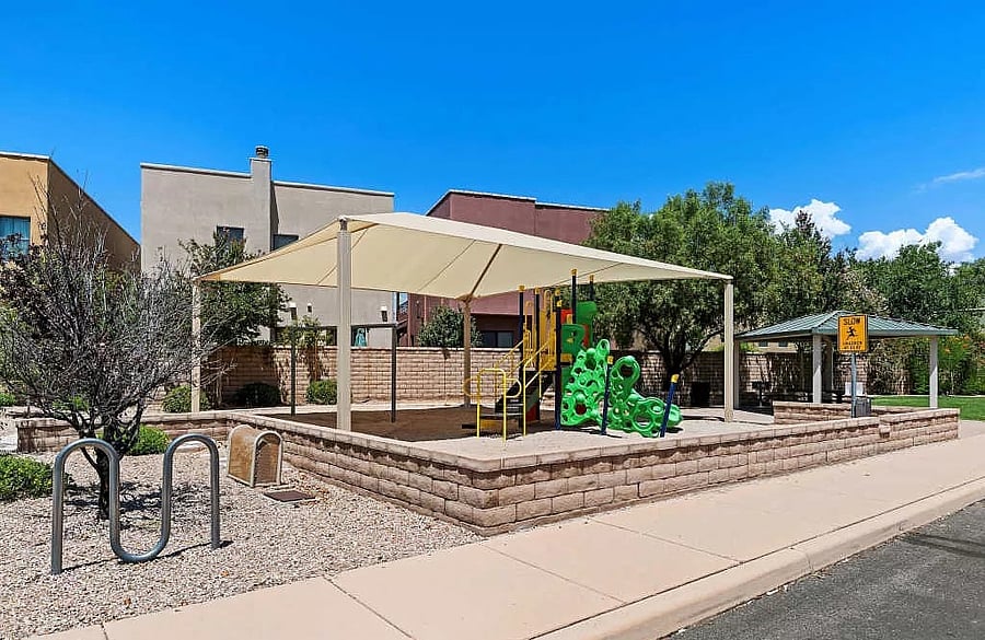 Furnished Finder property 620355_1 photo 28