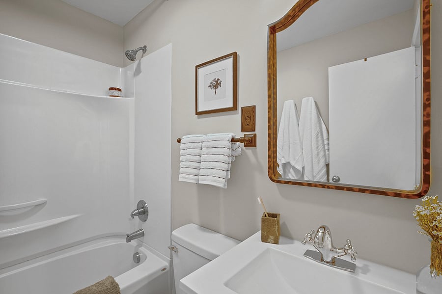 Furnished Finder property 620365_1 photo 13