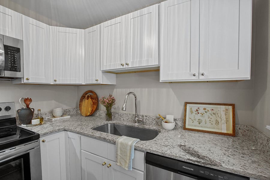 Furnished Finder property 620365_1 photo 8