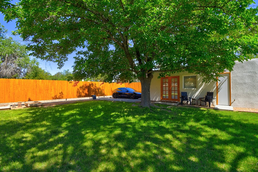 Casita. Rented As A Separate Unit.