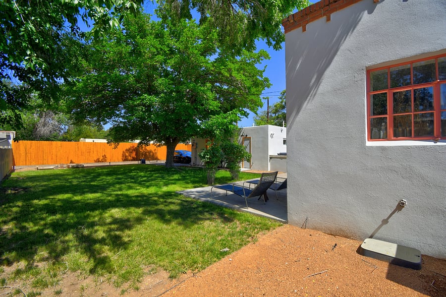 Furnished Finder property 620375_2 photo 8