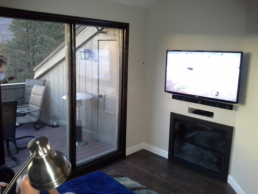 Electric Fireplace & Smart TV with Free WI-FI