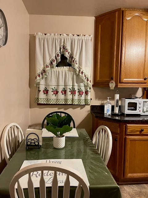 Furnished Finder property 620517_1 photo 4