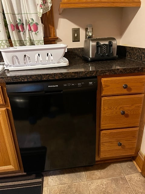Furnished Finder property 620517_1 photo 7