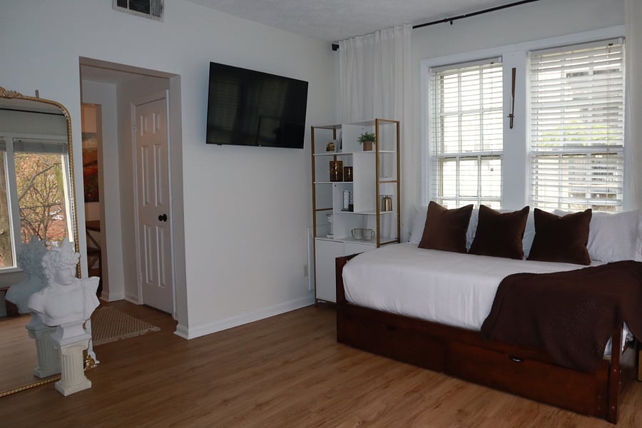 Furnished Finder property 620615_1 photo 5