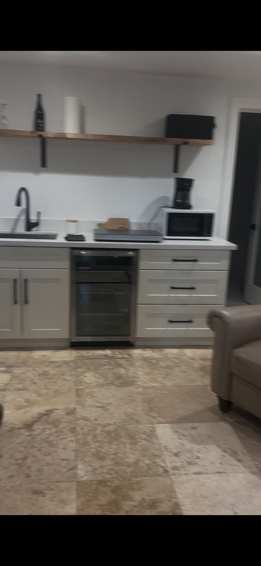 Furnished Finder property 620630_1 photo 3