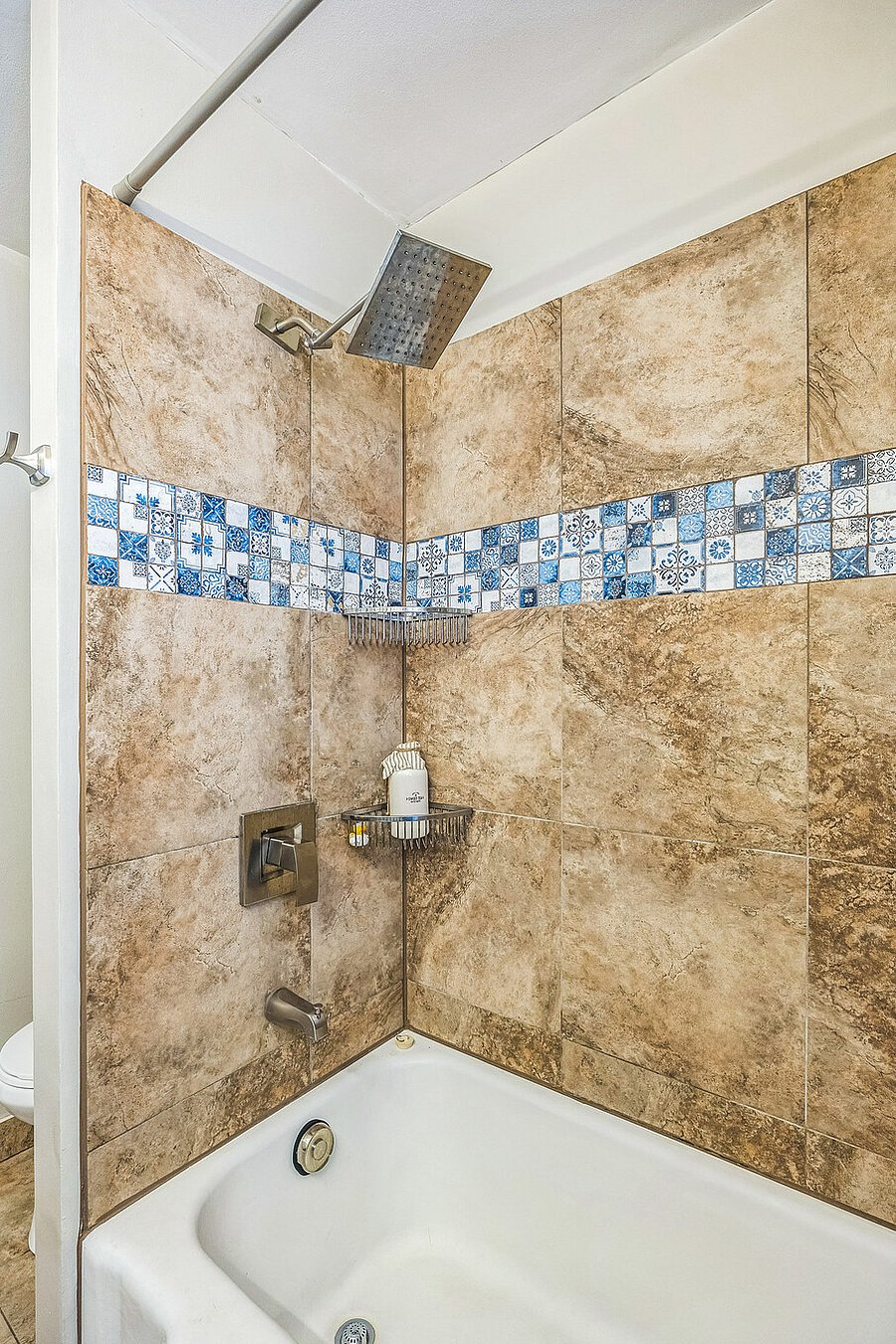 Furnished Finder property 620656_2 photo 5