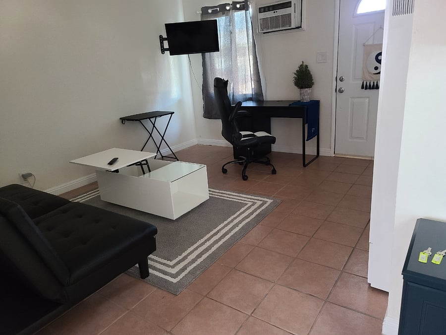 Furnished Finder property 620678_1 photo 14