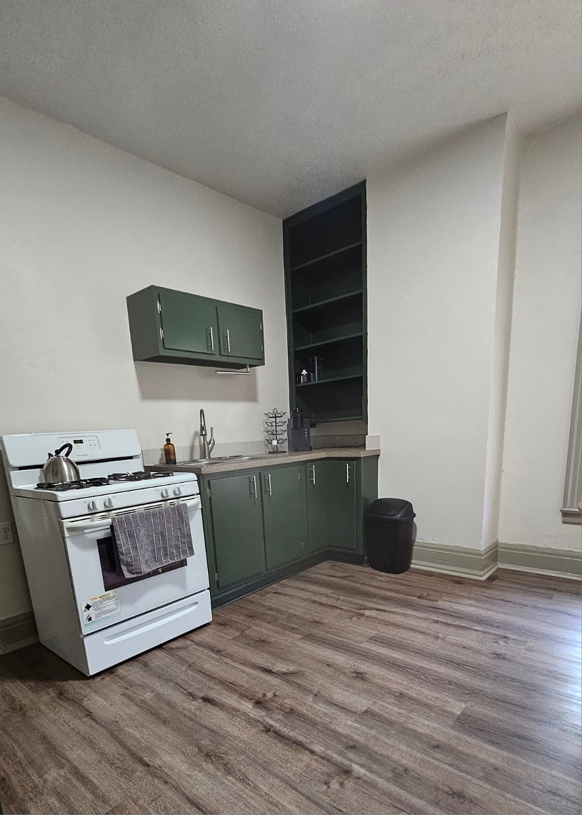 Furnished Finder property 620757_1 photo 5