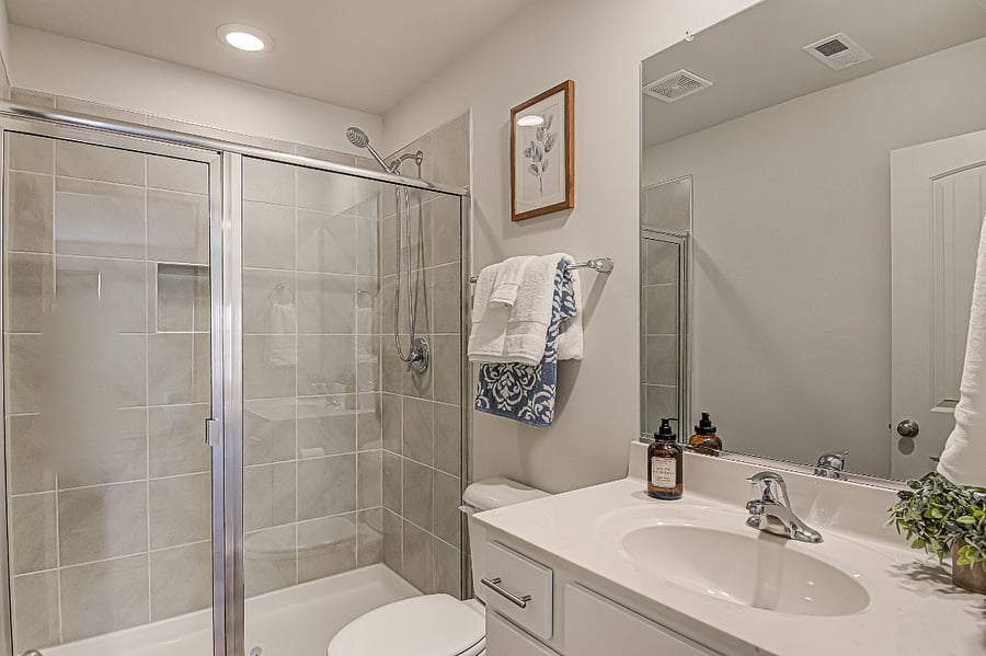 Master with walk-in shower