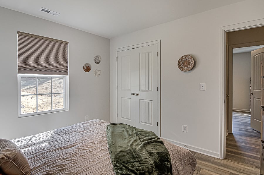 Queen Bedroom 1 with build-in closet