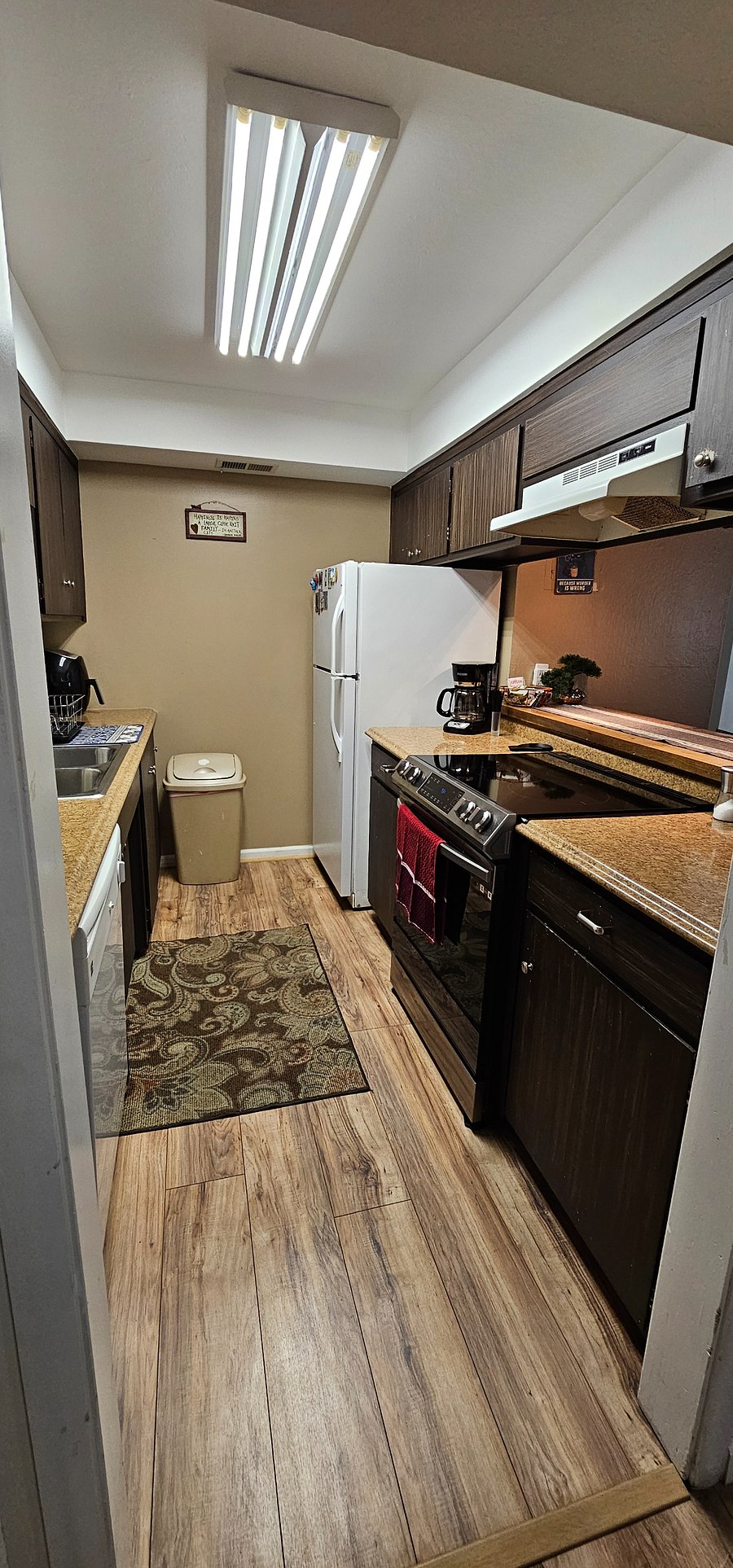 Furnished Finder property 620786_1 photo 13