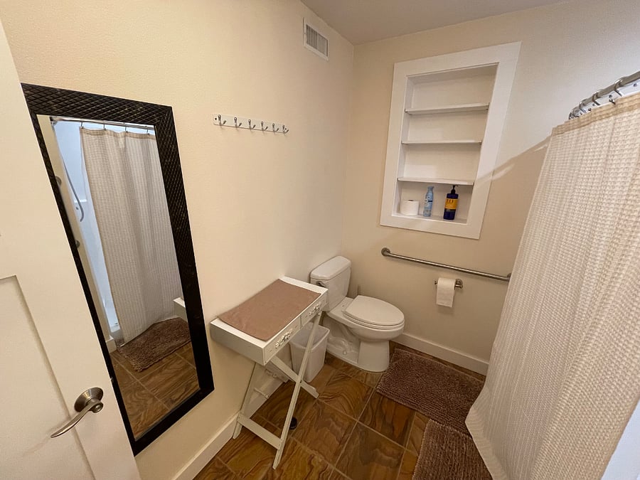 Furnished Finder property 620800_1 photo 24