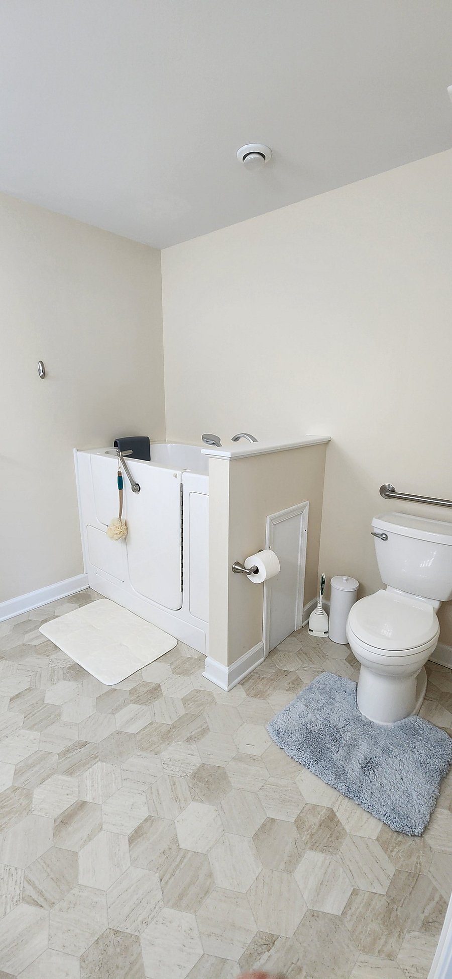walk-in jetted tub