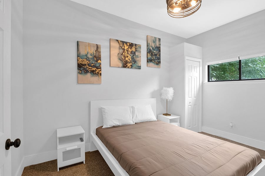 Furnished Finder property 620890_1 photo 12
