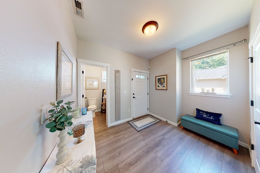 Furnished Finder property 620897_1 photo 3