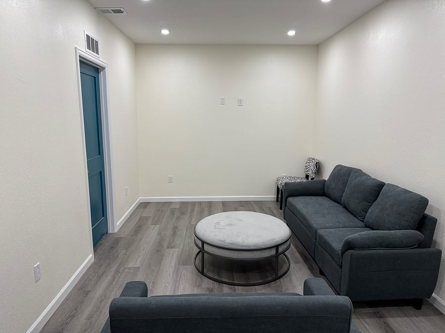 Furnished Finder property 620902_1 photo 36