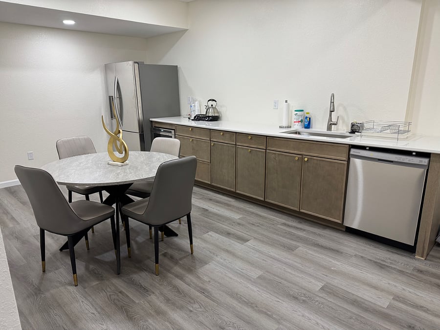 Furnished Finder property 620902_1 photo 42