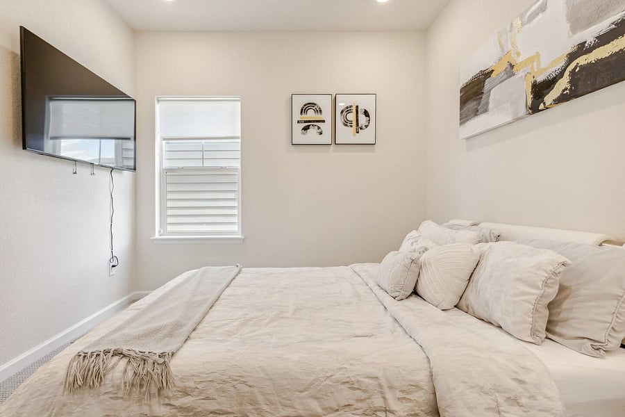 Furnished Finder property 620902_2 photo 27
