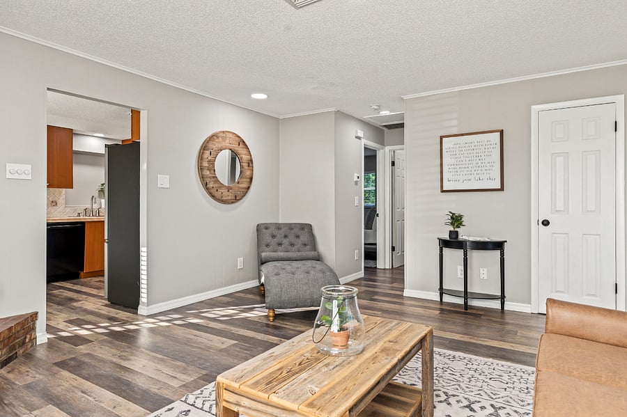 Furnished Finder property 620909_1 photo 3