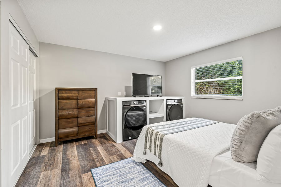 Furnished Finder property 620909_1 photo 8