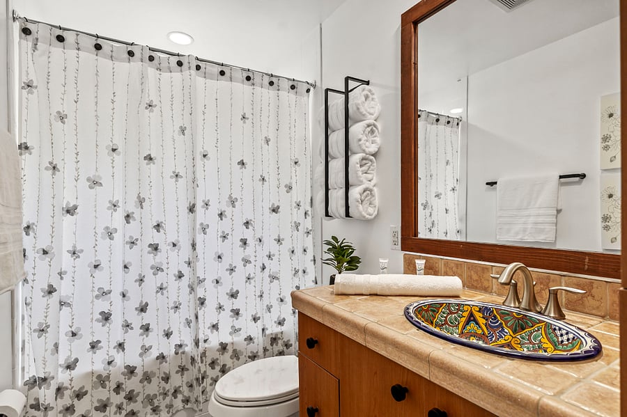 Furnished Finder property 620909_1 photo 9