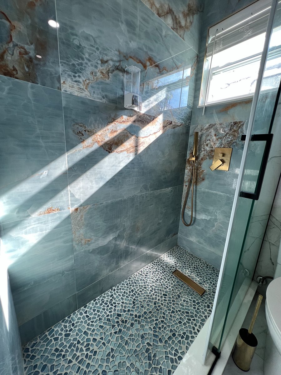 Gold Room Shower View