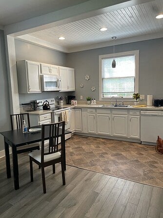 Furnished Finder property 620984_1 photo 6