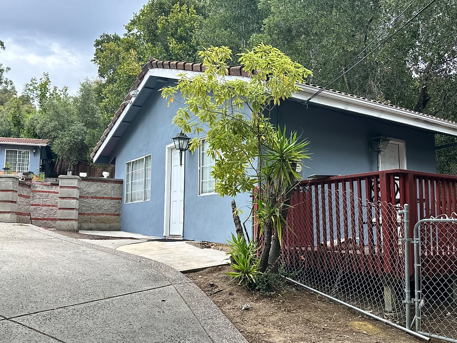 Cottage B
Rent: $3,050/month
Utilities: $150/month