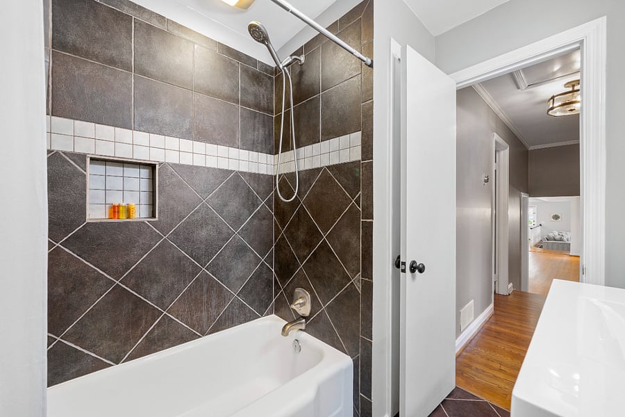 Furnished Finder property 621083_1 photo 17