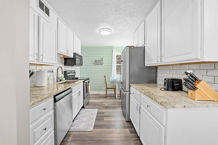 Furnished Finder property 621086_1 photo 3