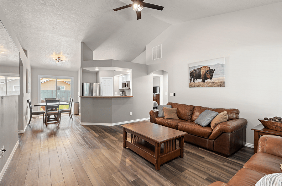 Furnished Finder property 621110_1 photo 3