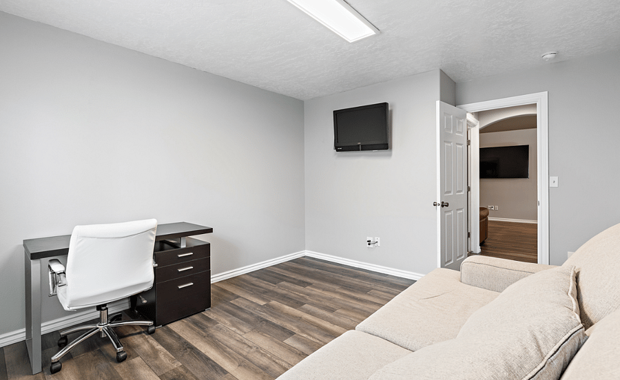 Furnished Finder property 621110_1 photo 26