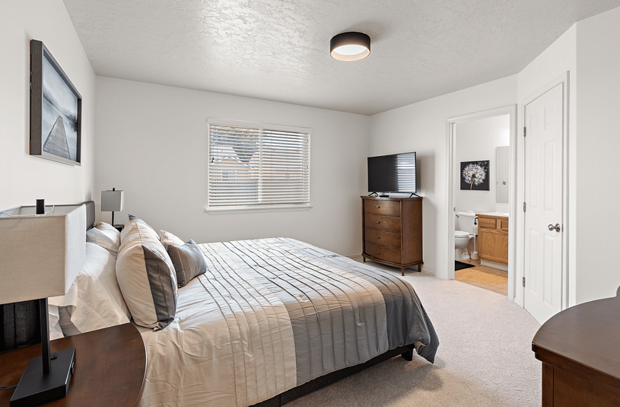 Furnished Finder property 621110_1 photo 20