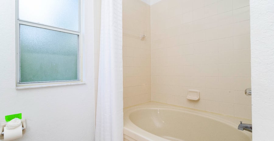 Master Bedroom Bathroom 1
