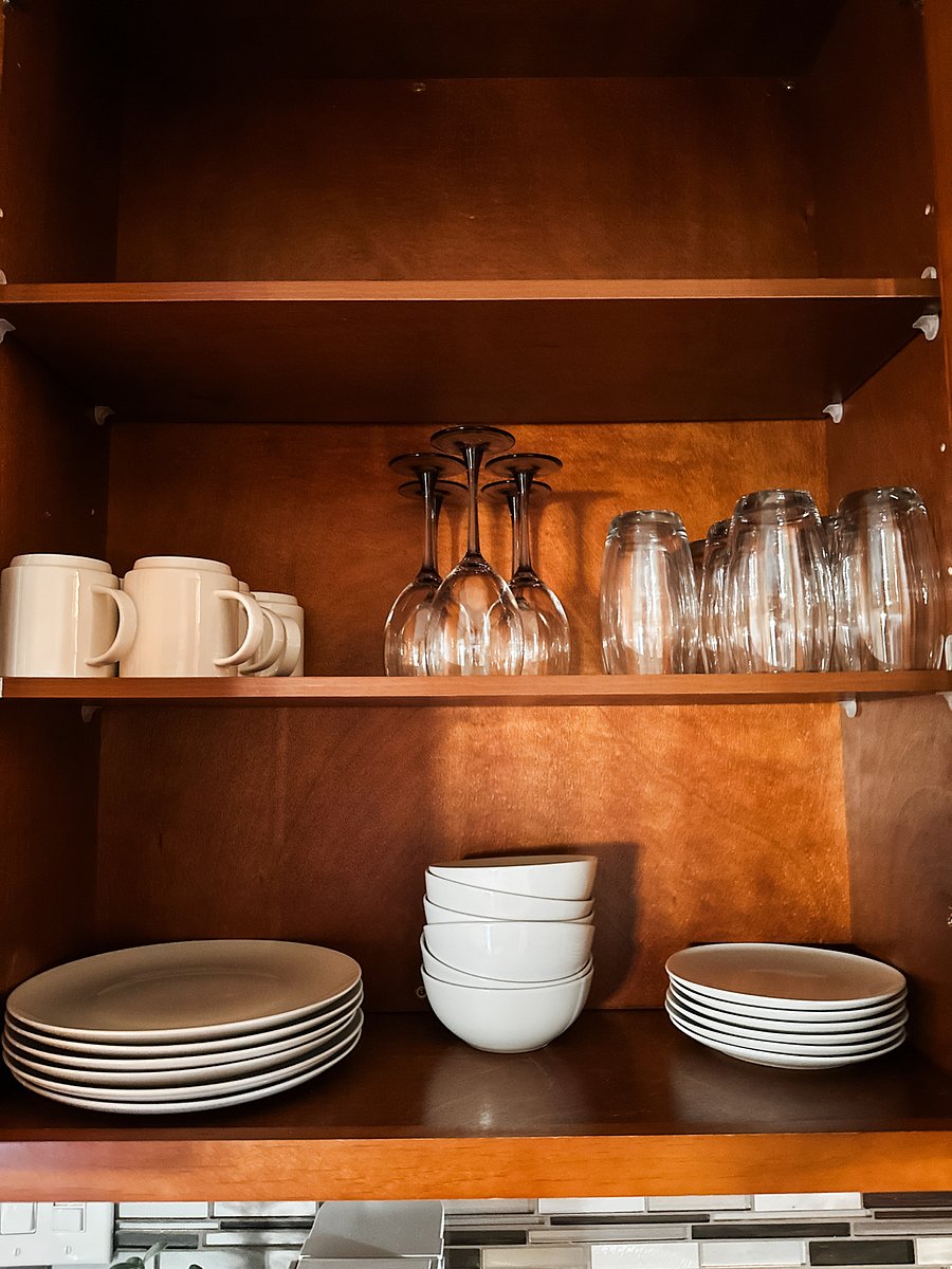 Kitchen - Plates, bowls, coffee mugs, and glasses