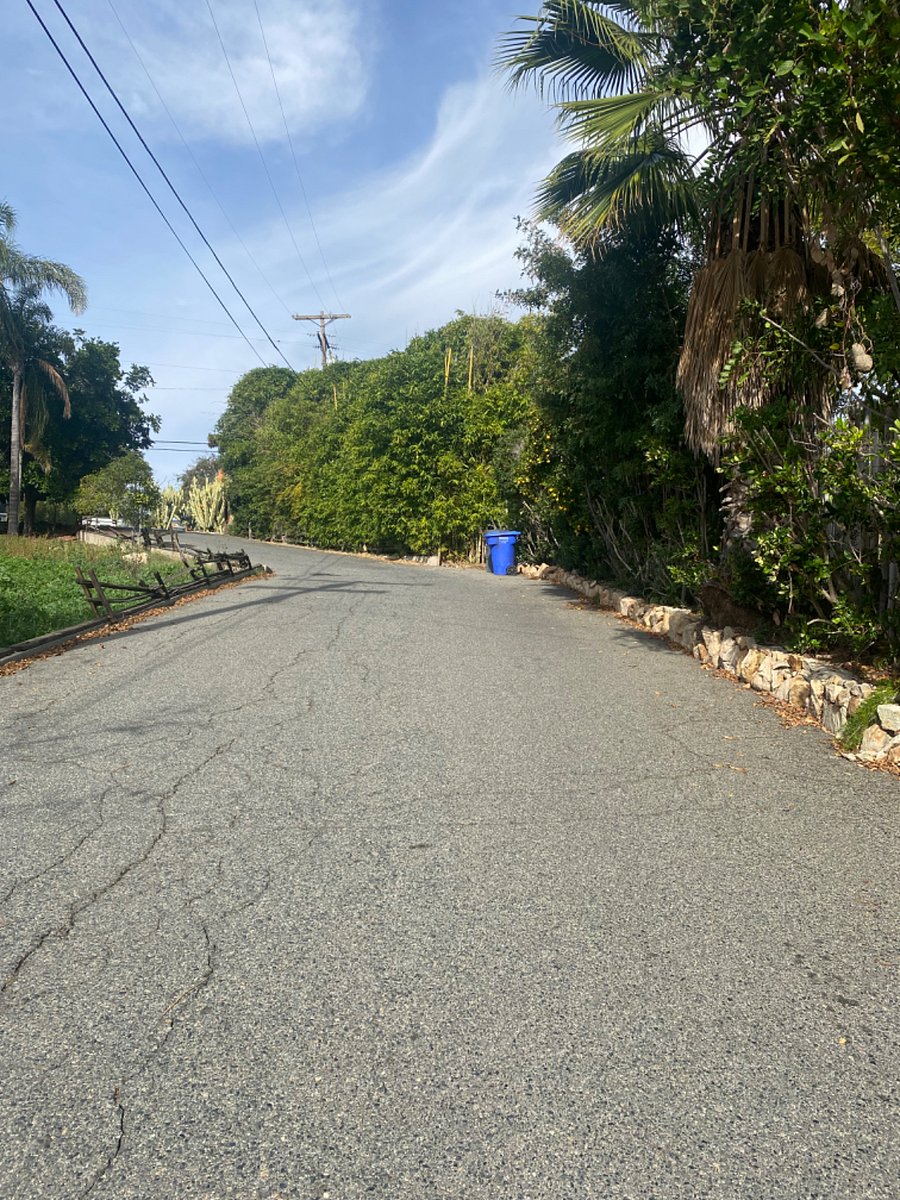 private drive to residence