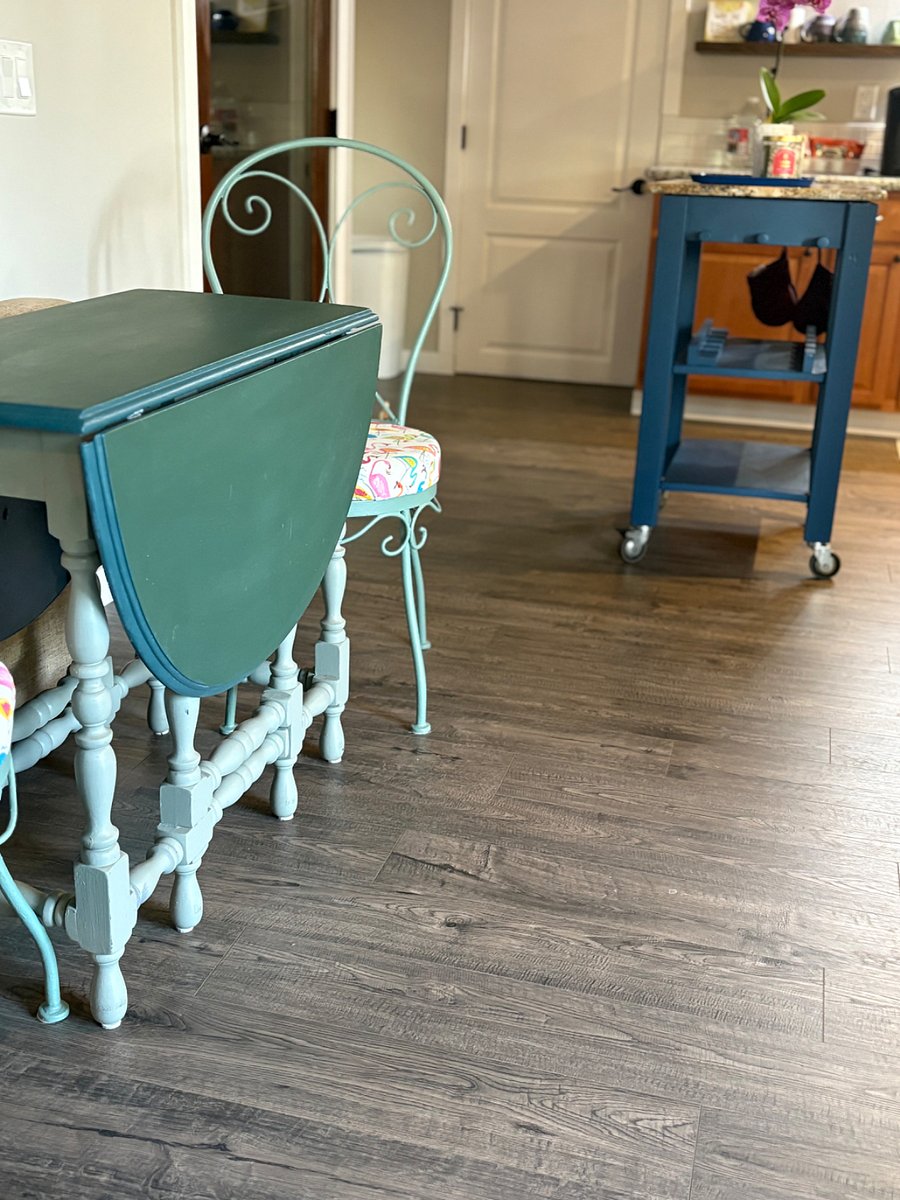 Expandable table for dining and rolling island in kitchen