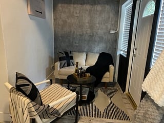 Furnished Finder property 621809_1 photo 1