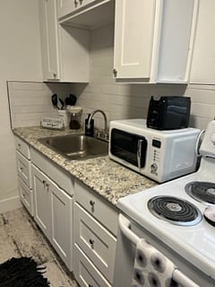 Furnished Finder property 621809_1 photo 2