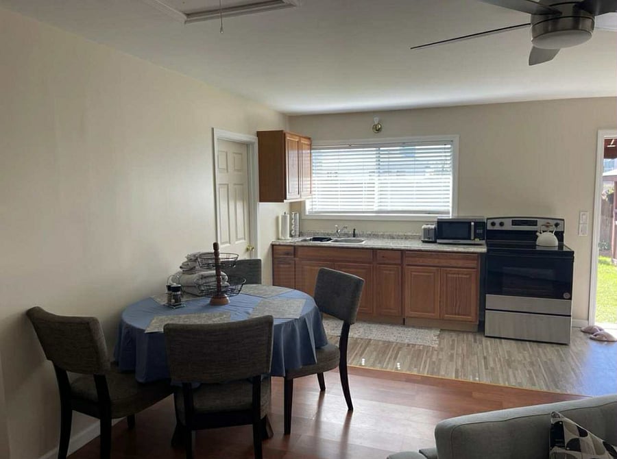 Furnished Finder property 621818_1 photo 3