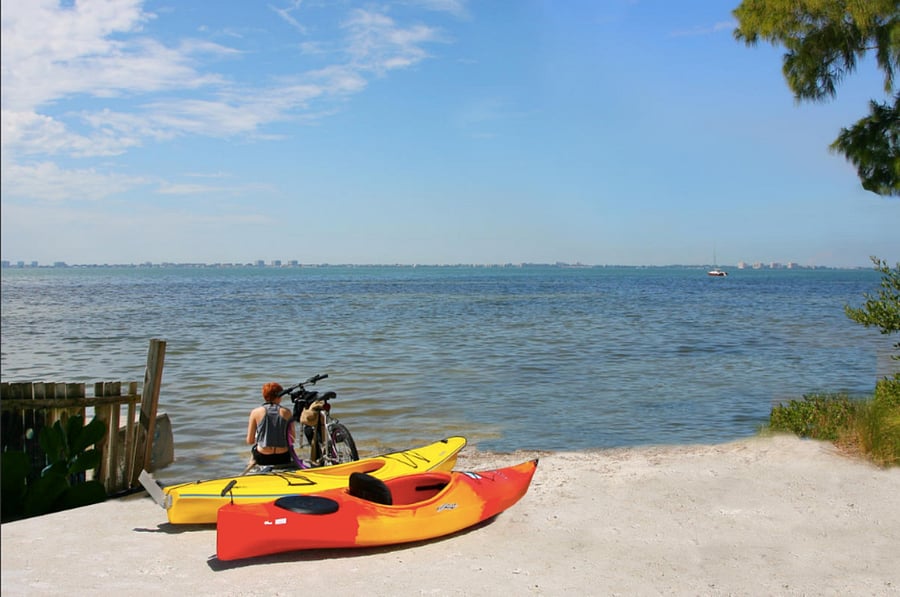 Walk to Charles Hegener Nature Park or Indian Beach Park for launching kayaks and bayfront activities.