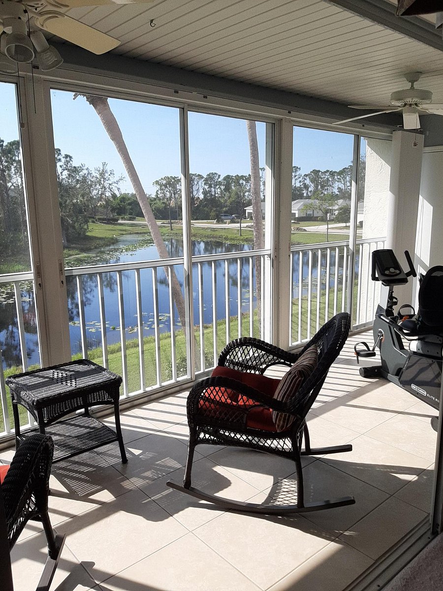 Balcony. Beautiful and peaceful place. It has a stationary bike.